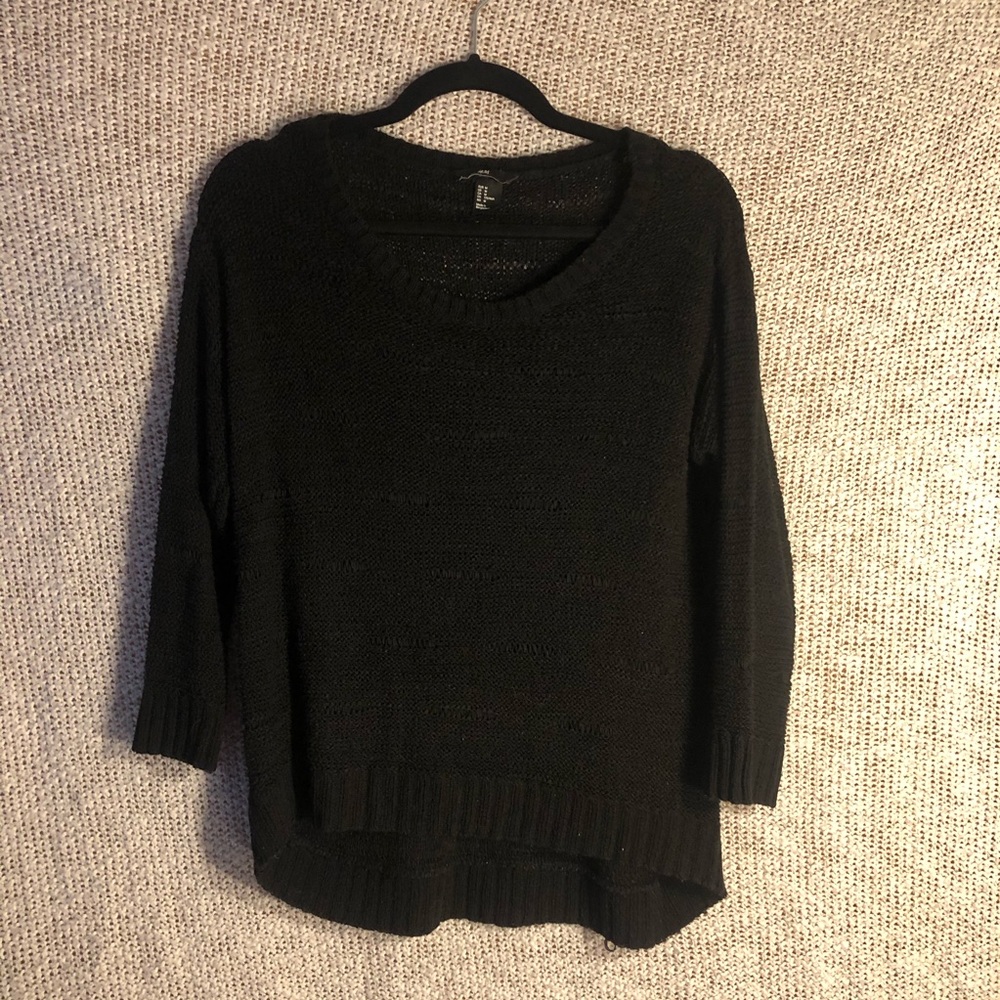 H&M Black 3/4 Sleeved Sweater (medium) - Picture 1 of 4